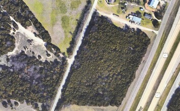 1418 J. Elmer Weaver Freeway, Cedar Hill, TX - aerial  map view