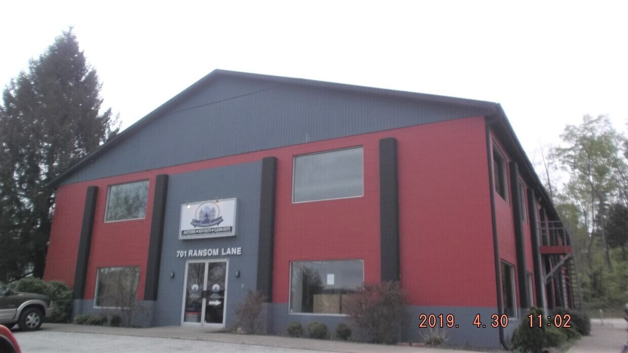 703 S Ransom Ln, Bloomington, IN for sale Building Photo- Image 1 of 1