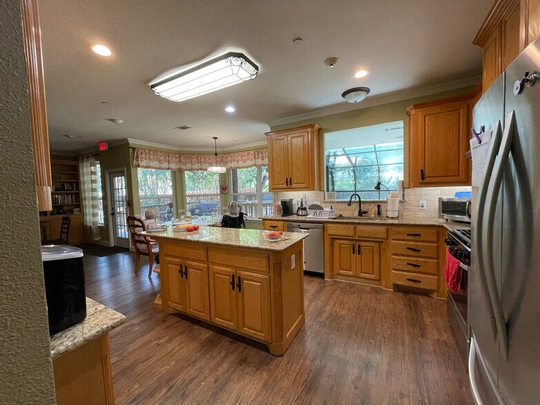 123 Cedar Ln, Keller, TX for sale - Building Photo - Image 3 of 11