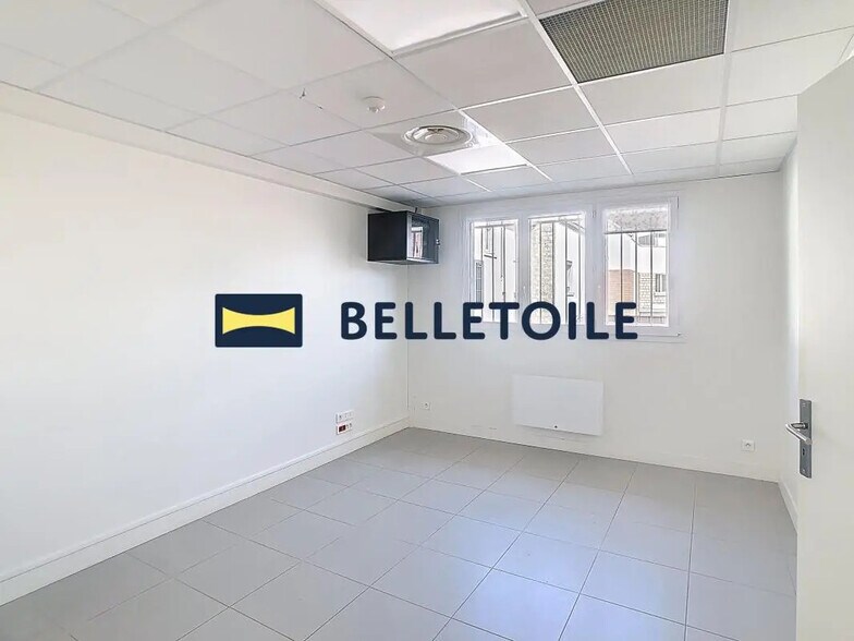 Office in Maisons-Alfort for lease - Interior Photo - Image 3 of 6