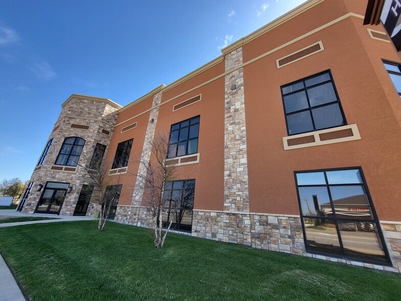 2613 Main St, Joplin, MO for sale - Building Photo - Image 3 of 21
