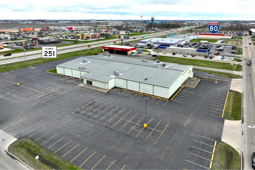 1407 38th St, Peru, IL for lease - Building Photo - Image 1 of 9