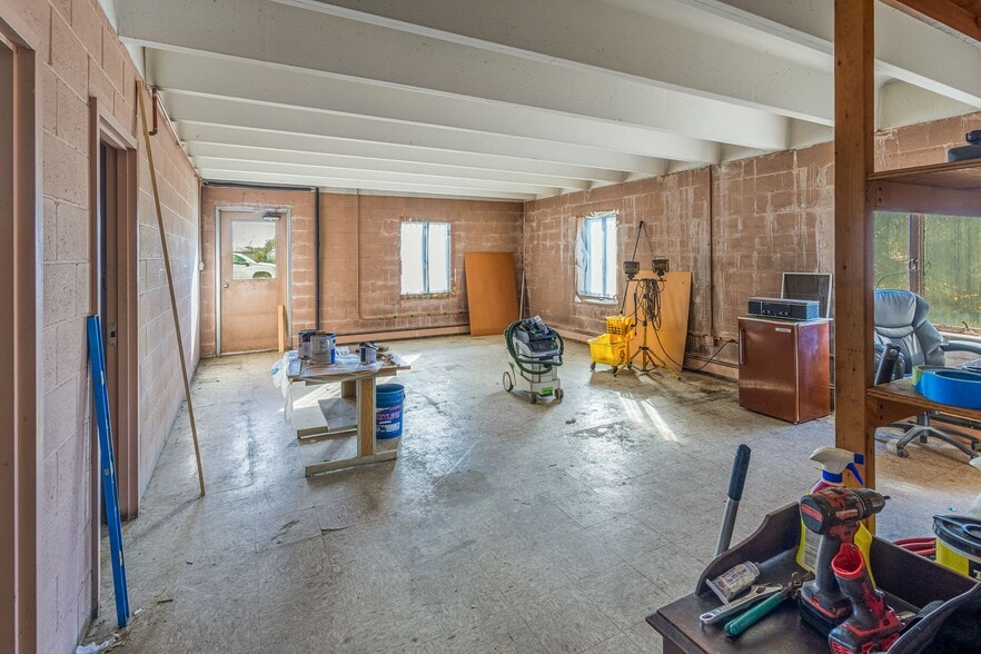 21 Westford Rd, Ayer, MA for lease - Building Photo - Image 3 of 8