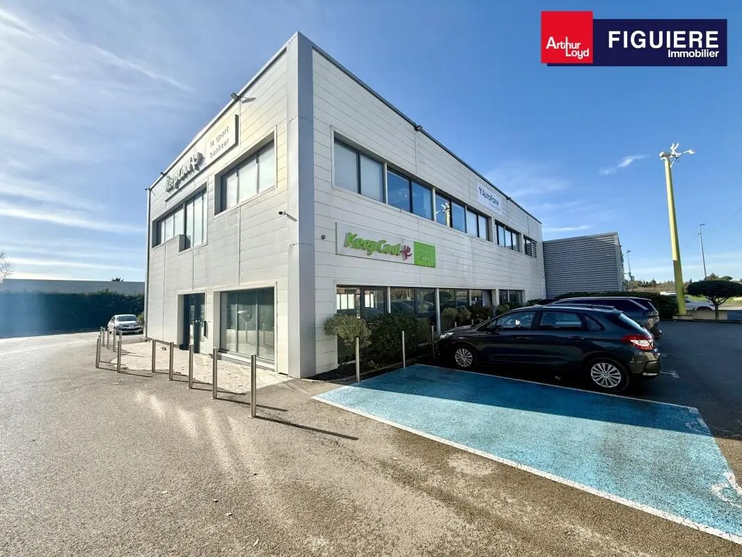 Office in Éguilles for lease Building Photo- Image 1 of 9