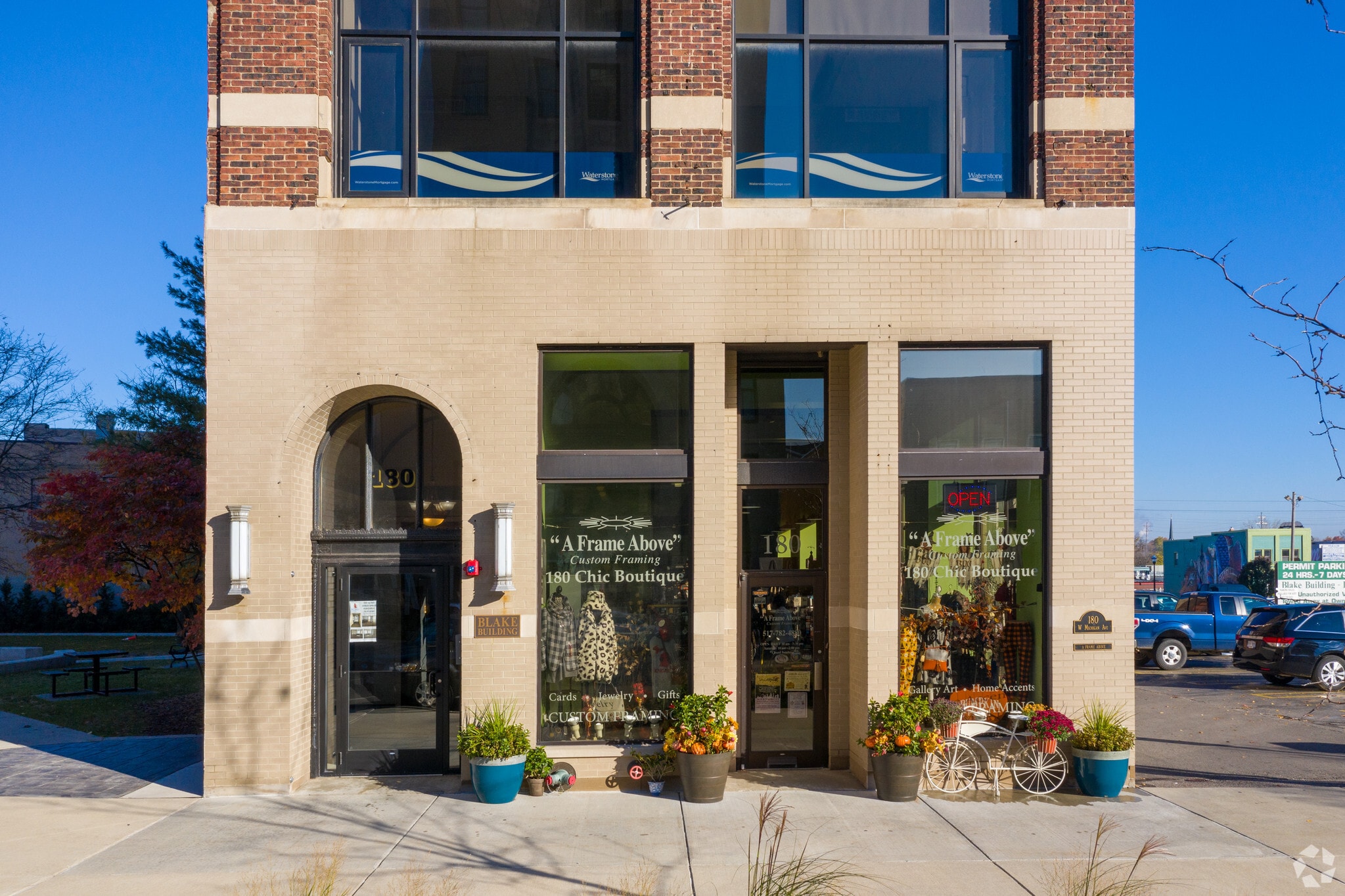 180 W Michigan Ave, Jackson, MI 49201 Blake Building