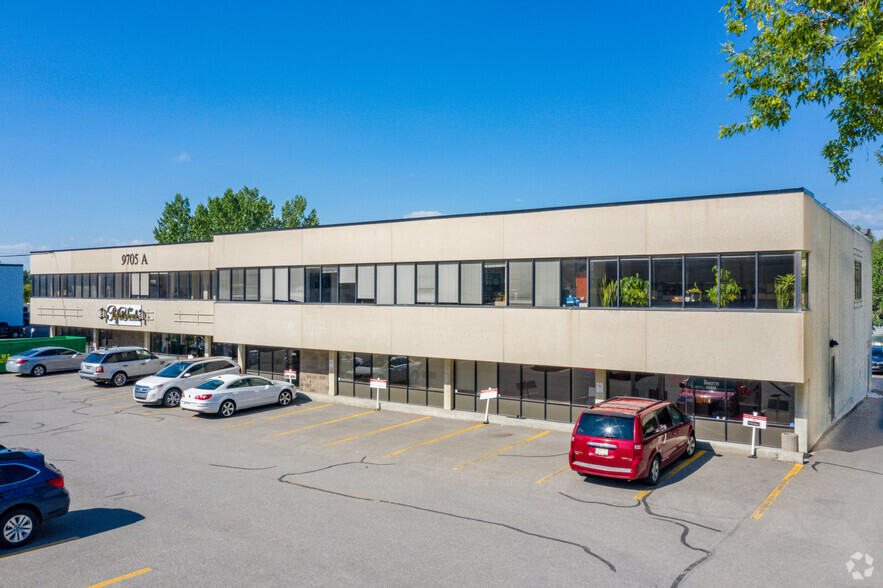 9705 Horton Rd SW, Calgary, AB for lease - Building Photo - Image 2 of 11