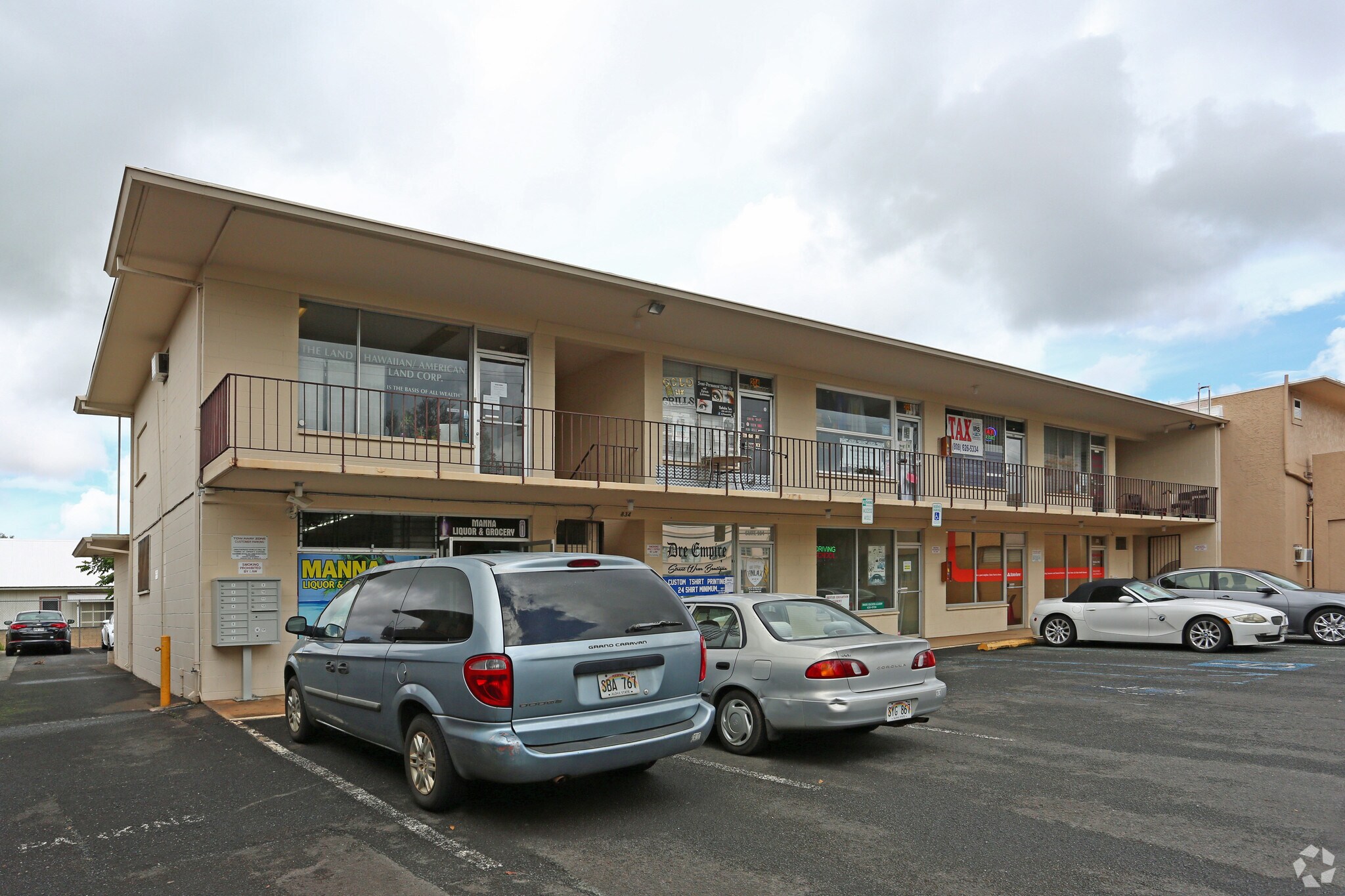 834 Kilani Ave, Wahiawa, HI for sale Primary Photo- Image 1 of 1