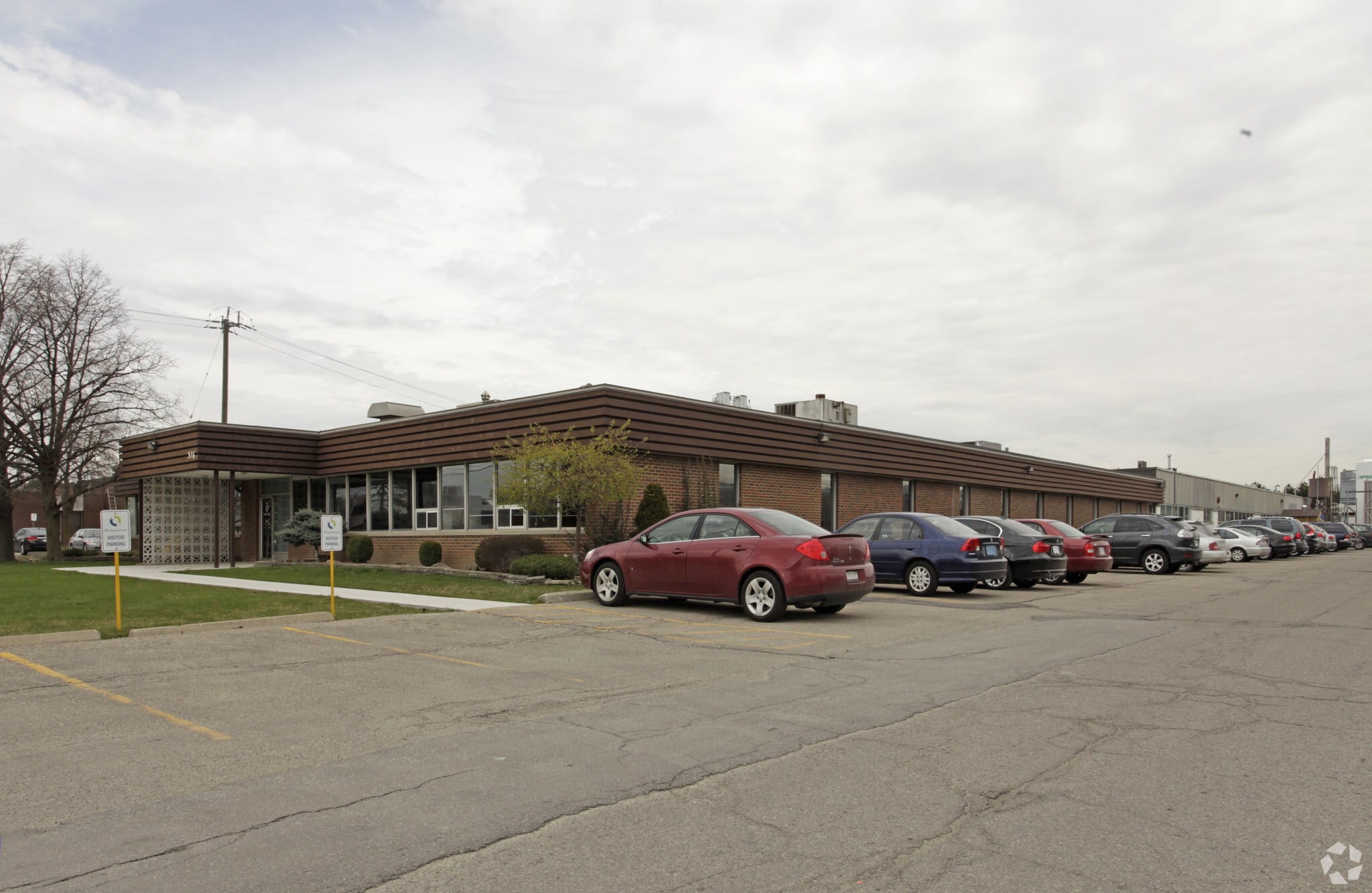 316 Orenda Rd, Brampton, ON for sale Primary Photo- Image 1 of 1