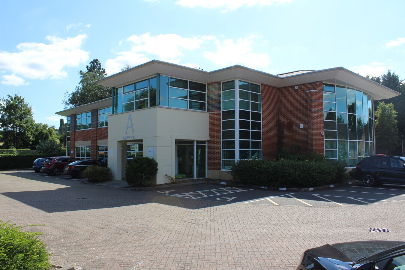 Waltham Rd, Maidenhead, SL6 3LW Ashwood