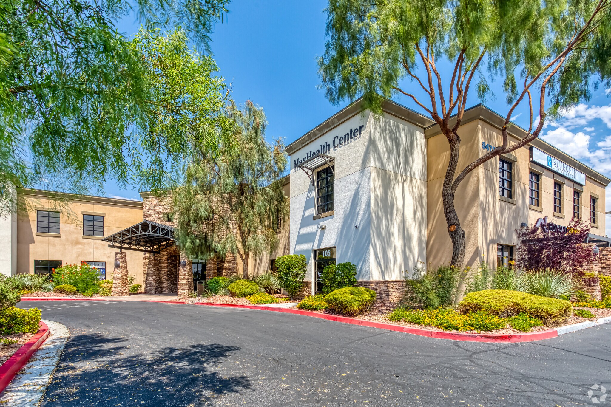 8475 S Eastern Ave, Las Vegas, NV for lease Building Photo- Image 1 of 6