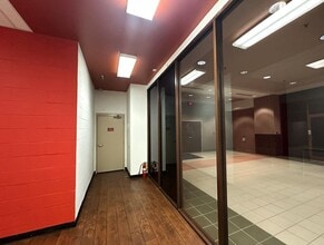 1 S Main St, Dayton, OH for lease Interior Photo- Image 1 of 5