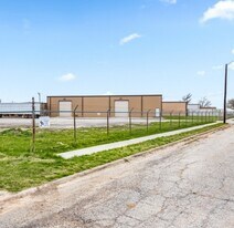 3001 Central Fwy, Wichita Falls TX - Warehouse