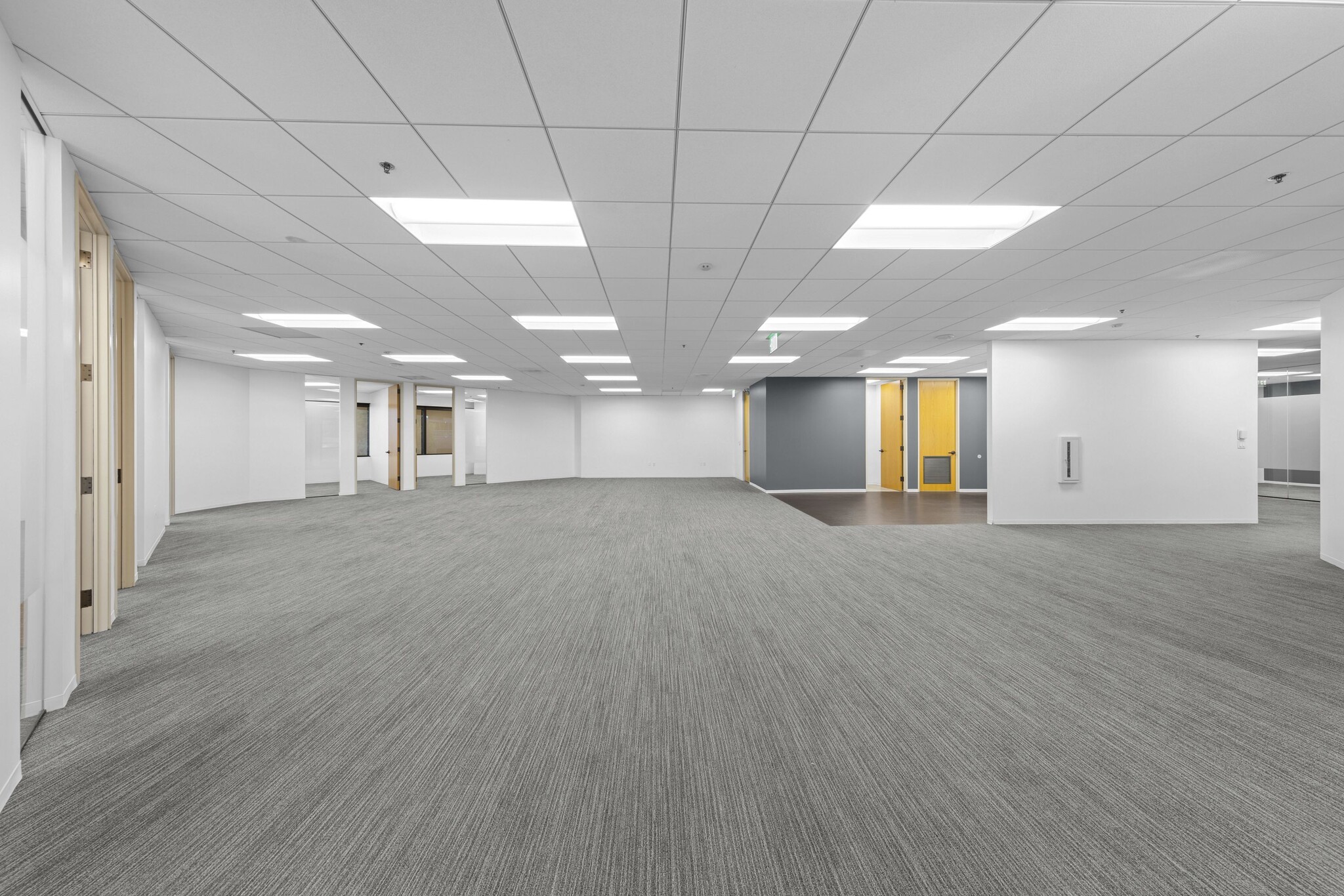 4365 Executive Dr, San Diego, CA for lease Interior Photo- Image 1 of 9