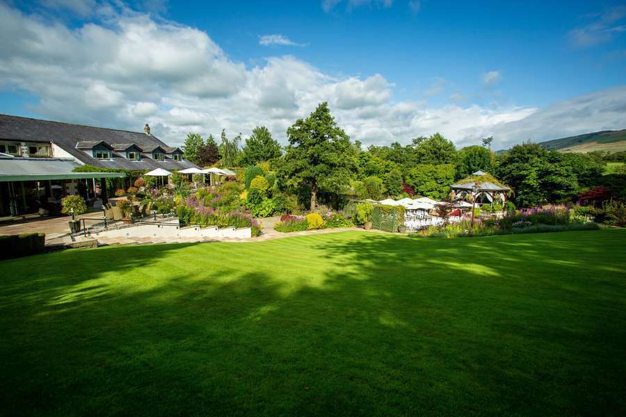 Green Ln, Chipping for sale Building Photo- Image 1 of 19