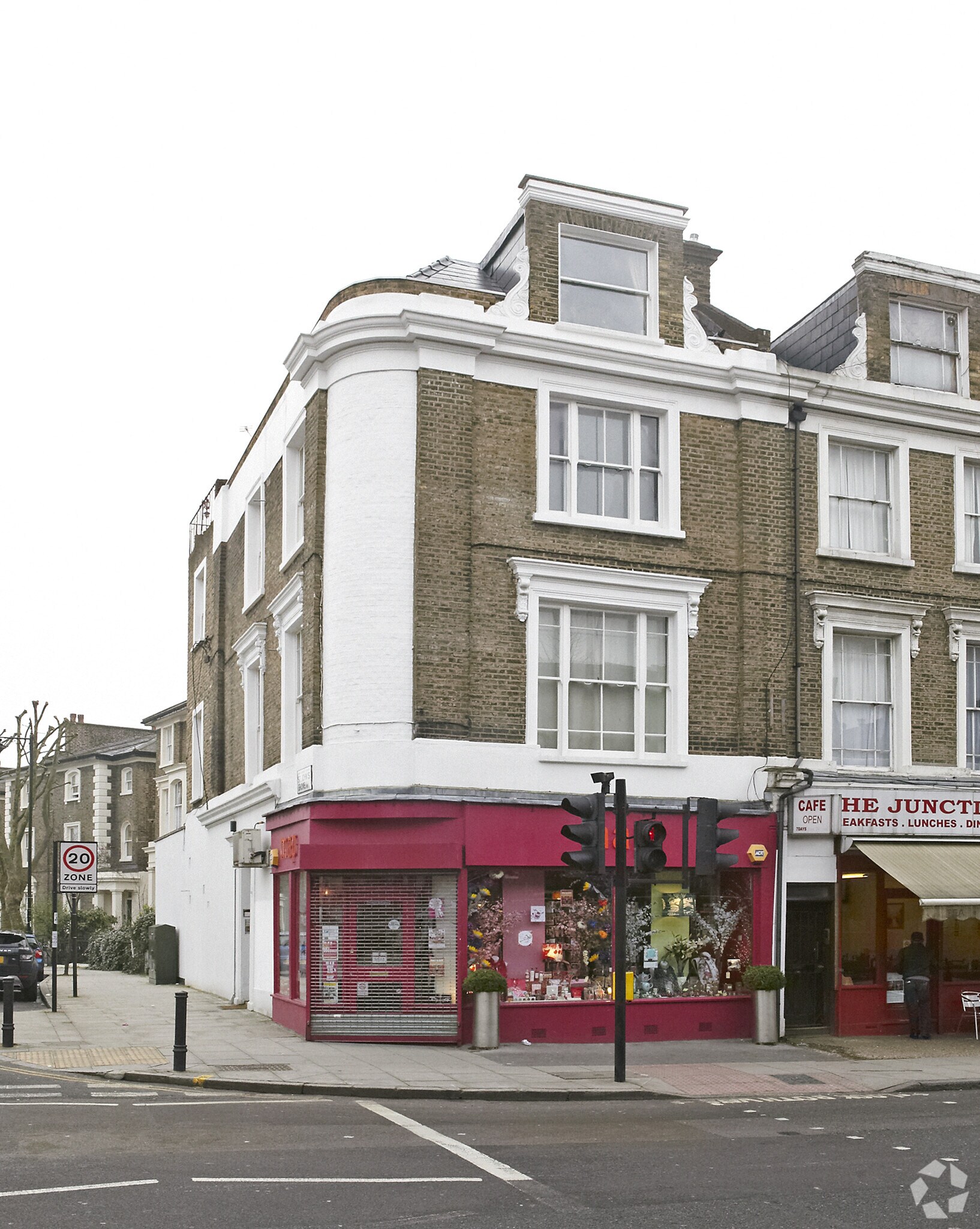 93 Junction Rd, London for sale Primary Photo- Image 1 of 1