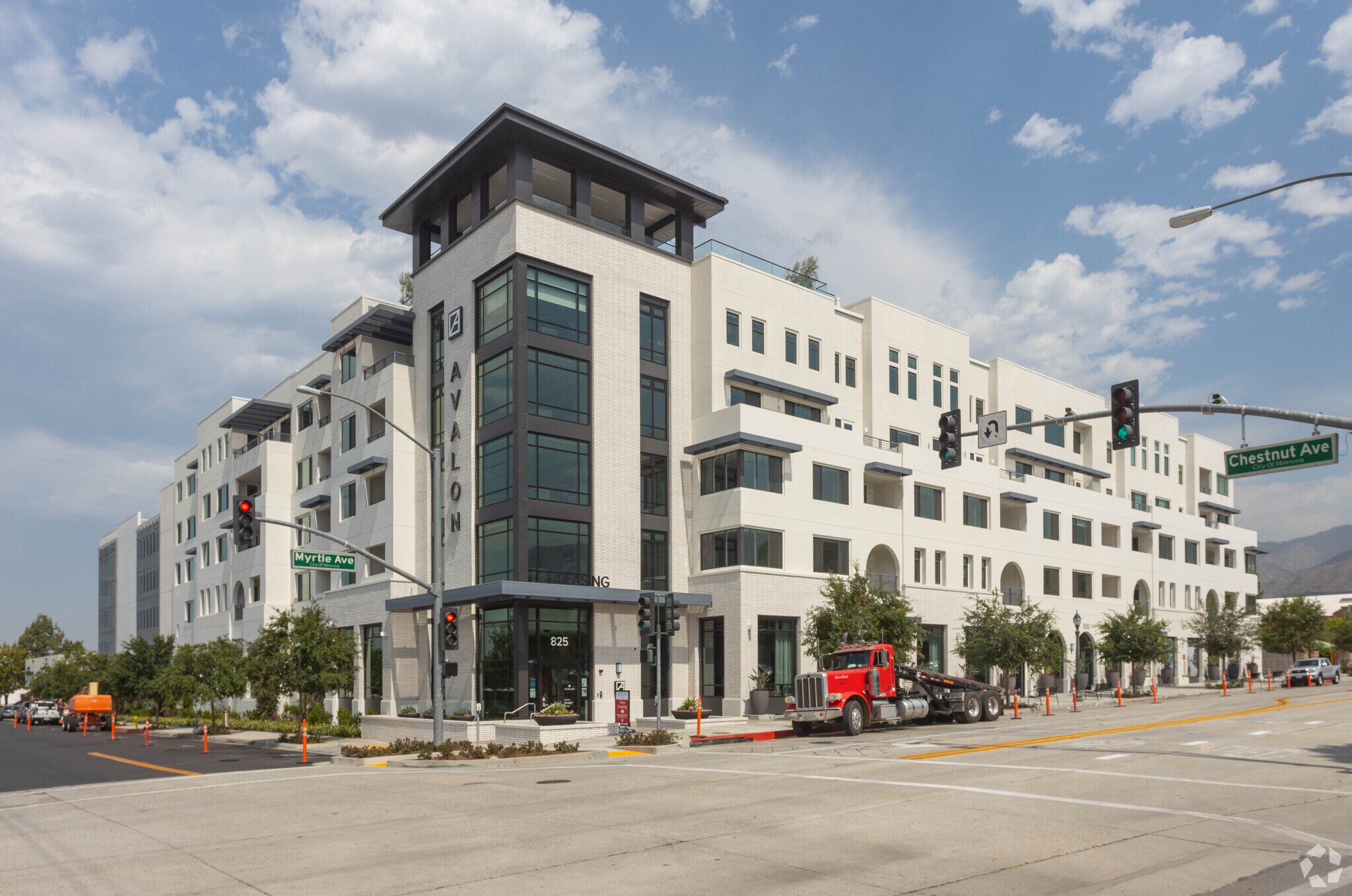 825 S Myrtle Ave, Monrovia, CA for sale Primary Photo- Image 1 of 1