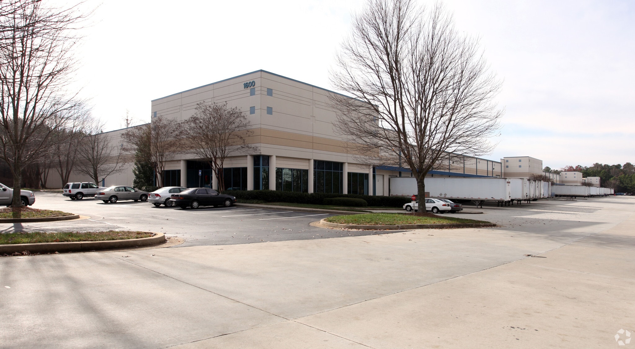 1600 Cross Pointe Way, Duluth, GA for lease Primary Photo- Image 1 of 6