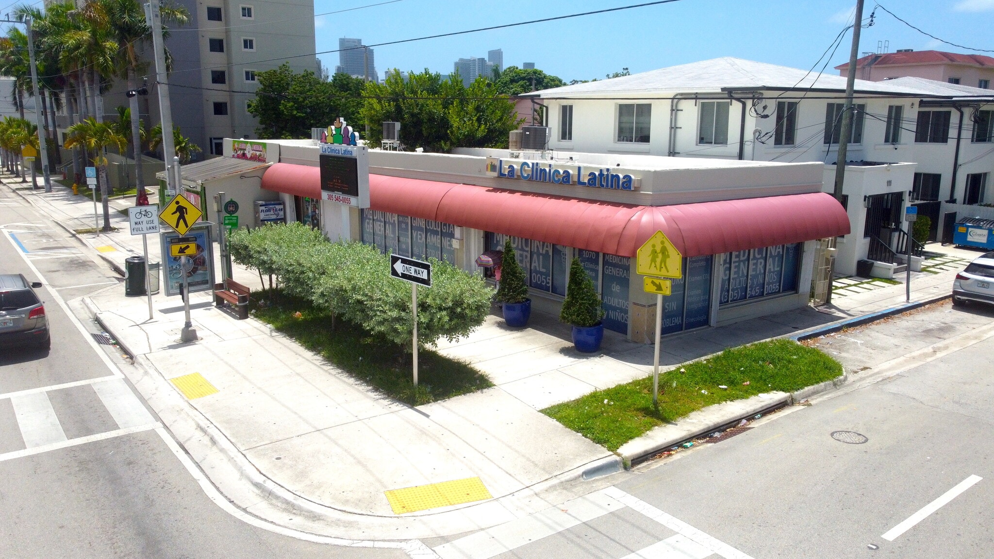 1058 SW 1st St, Miami, FL for lease Building Photo- Image 1 of 11