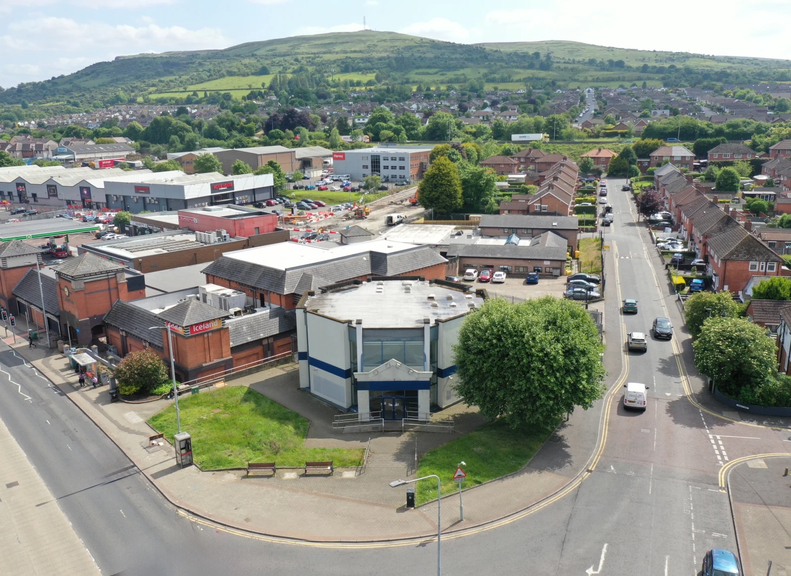 2 Farmley Rd, Newtownabbey for lease Primary Photo- Image 1 of 3