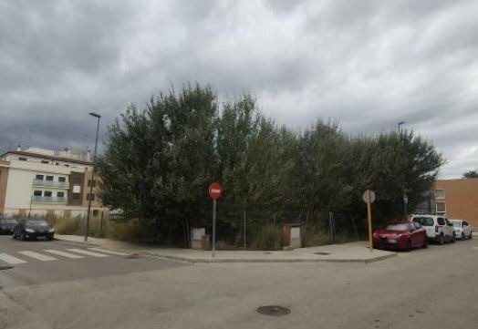 Land in Carcaixent, Valencia for sale Building Photo- Image 1 of 4