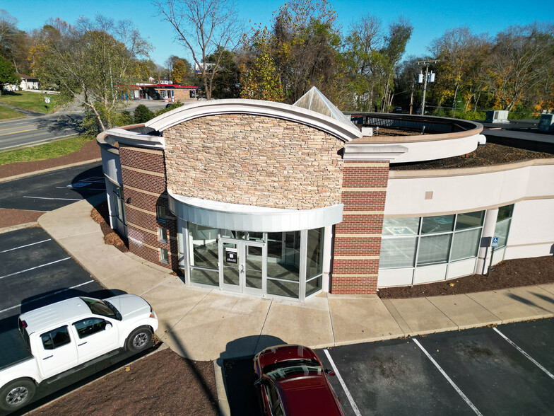 1430 Madison St, Clarksville, TN for lease - Building Photo - Image 1 of 7