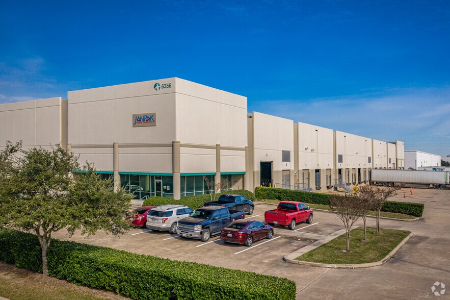 6356 Clara Rd, Houston, TX for lease - Building Photo - Image 1 of 2