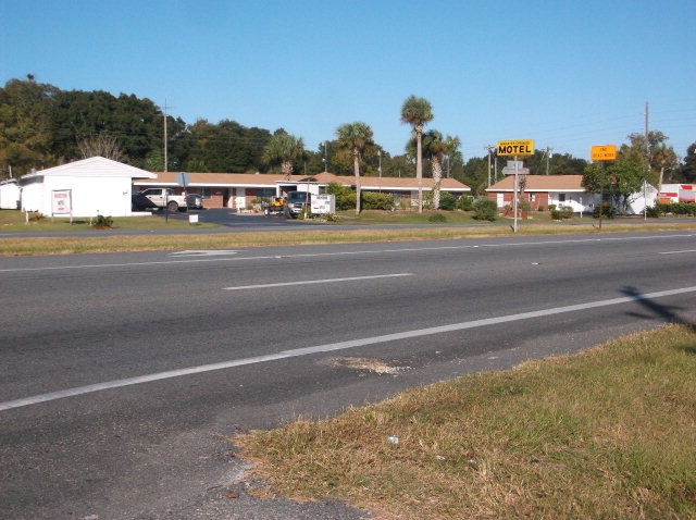 2226 N Young Blvd, Chiefland, FL for sale - Primary Photo - Image 1 of 1