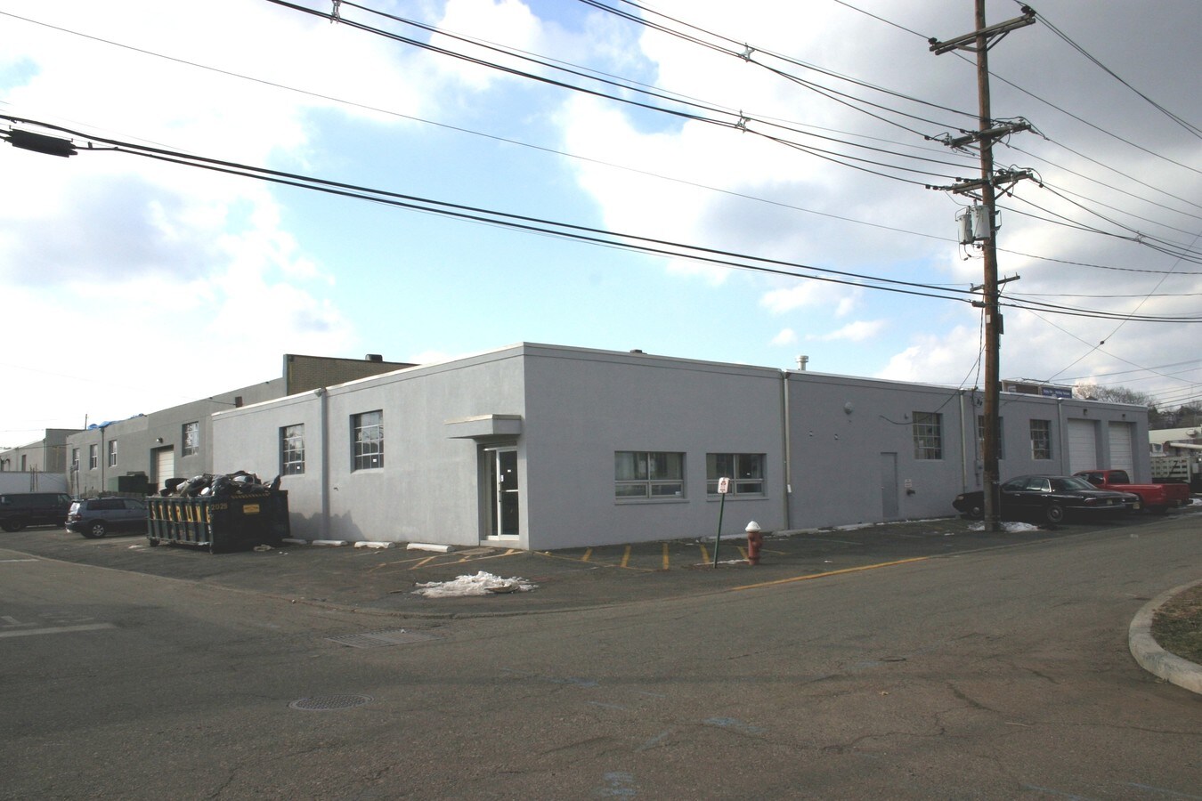 354 13th St, Carlstadt, NJ 07072