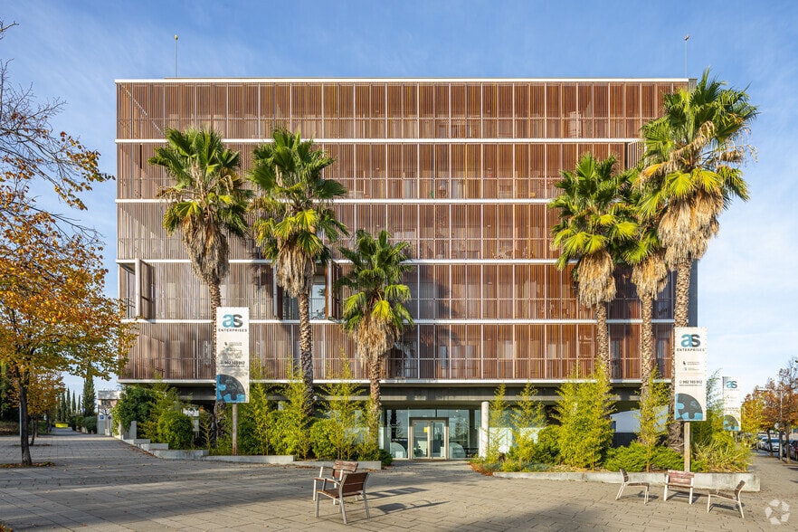Ronda Jean Monnet, 248, Sabadell, Barcelona for lease - Building Photo - Image 2 of 7