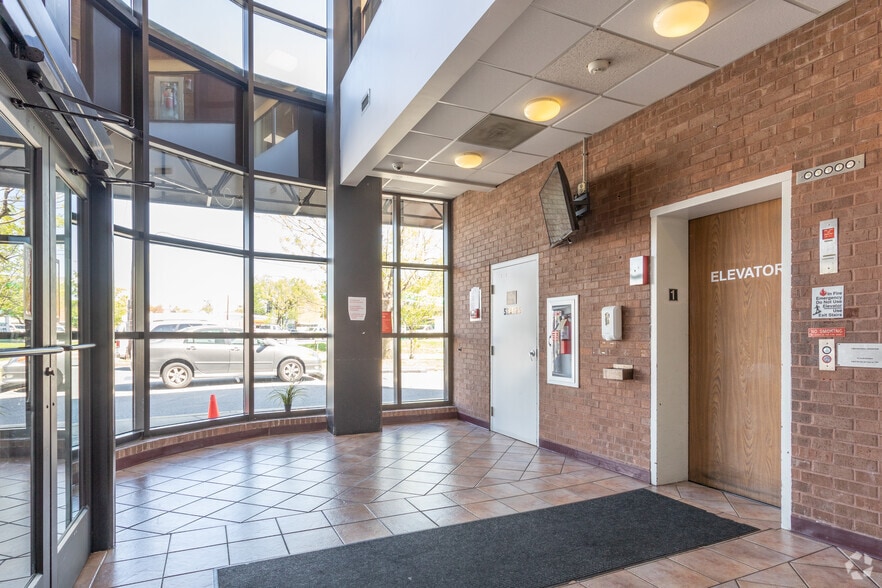 6323 Georgia Ave NW, Washington, DC for lease - Building Photo - Image 2 of 3