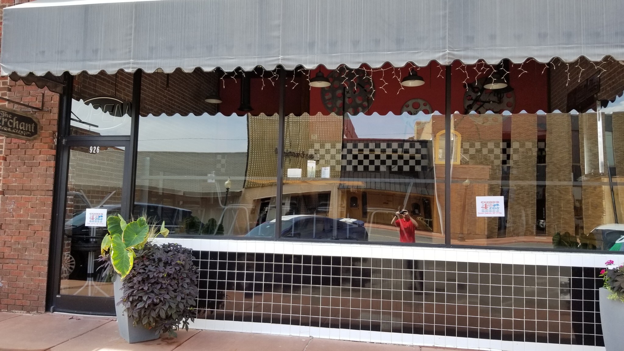 926 W Main St, Duncan, OK 73533 Palace Theater