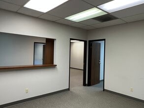 2200 E 104th Ave, Thornton, CO for lease Interior Photo- Image 2 of 13