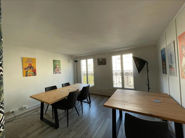 Office in Paris for lease - Building Photo - Image 2 of 15