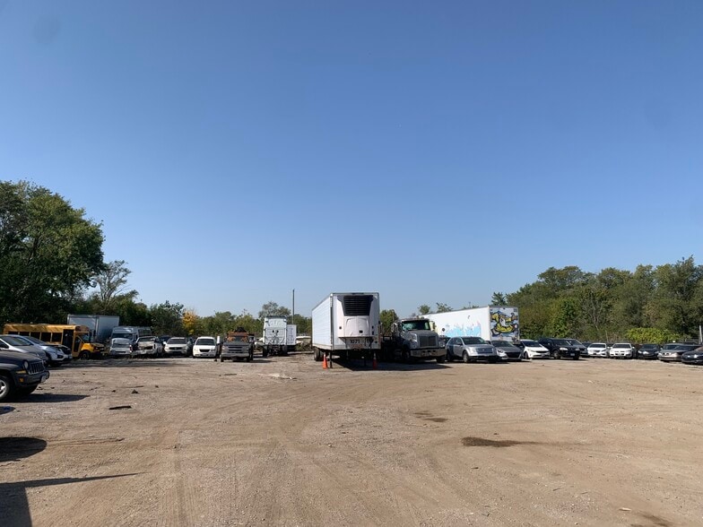 16350 Crawford Ave, Markham, IL for lease - Building Photo - Image 3 of 14