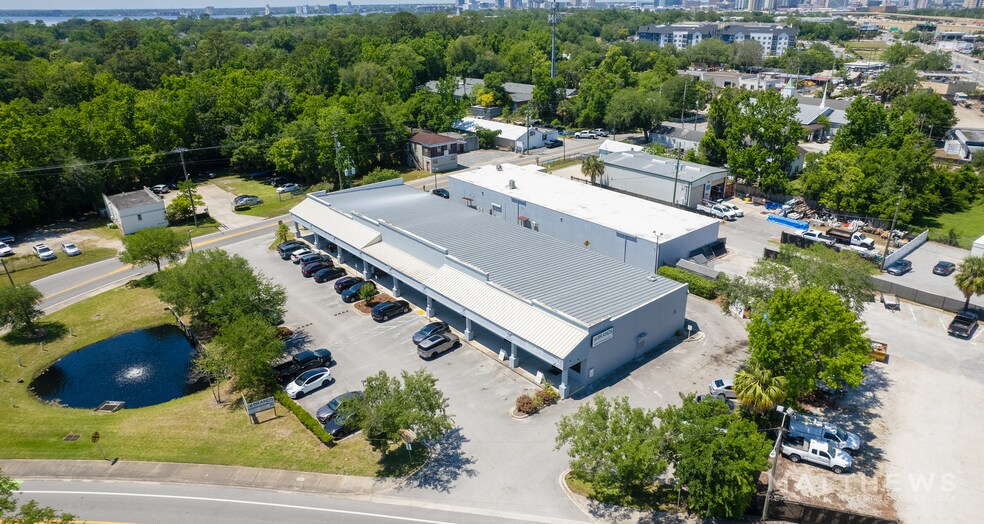 2021 Saint Augustine Rd, Jacksonville, FL 32207 - JAR Plaza | LoopNet