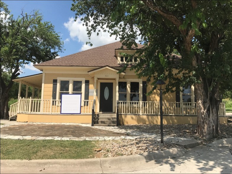 301 Elm St, Aledo, TX for sale - Building Photo - Image 1 of 1