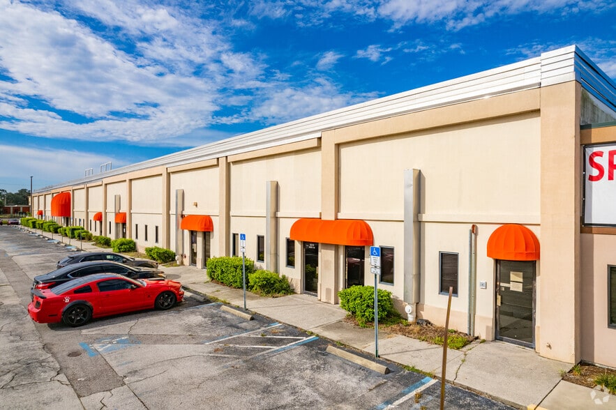 9309 N Florida Ave, Tampa, FL for lease - Building Photo - Image 2 of 8