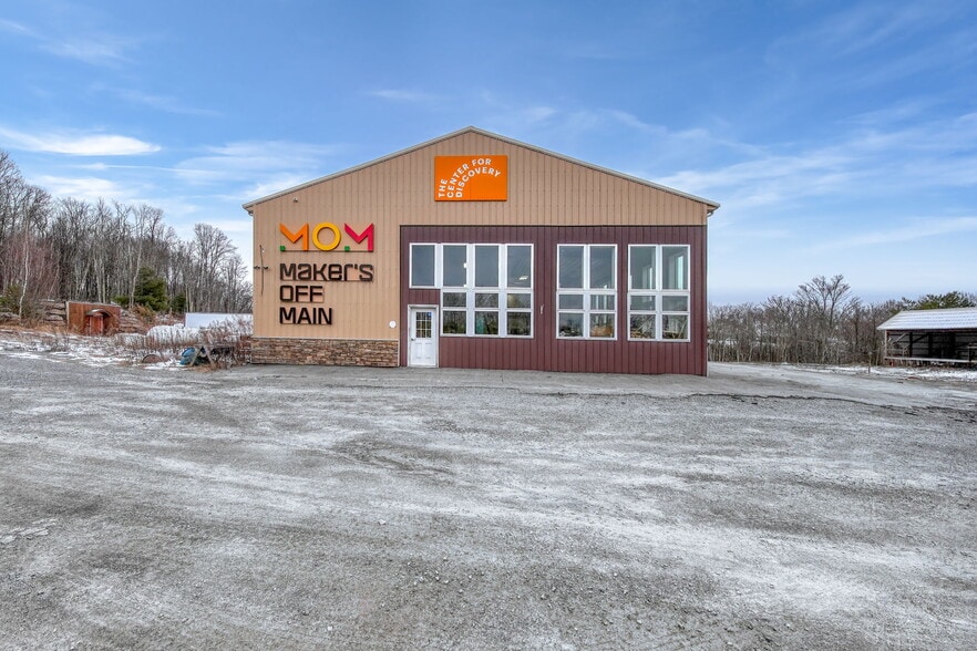 26 Holland rd, Ferndale, NY for sale - Building Photo - Image 2 of 19