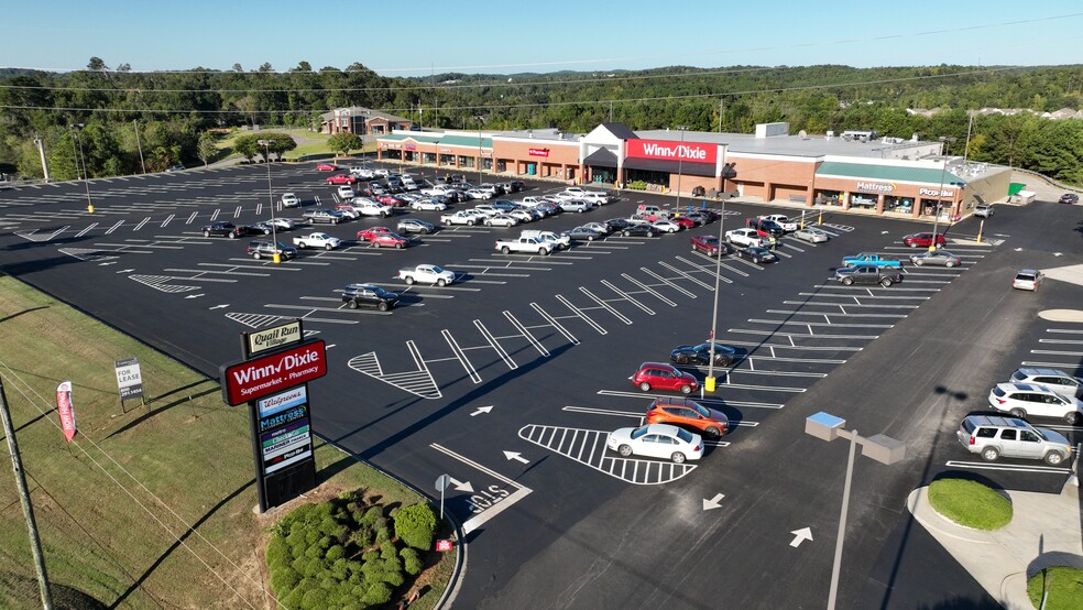 1717-1721 Decatur Hwy, Fultondale, AL for lease - Building Photo - Image 3 of 4