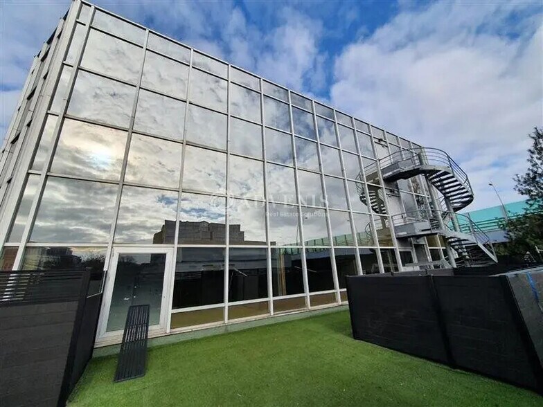 Office in Saint-Cloud for sale - Building Photo - Image 3 of 9