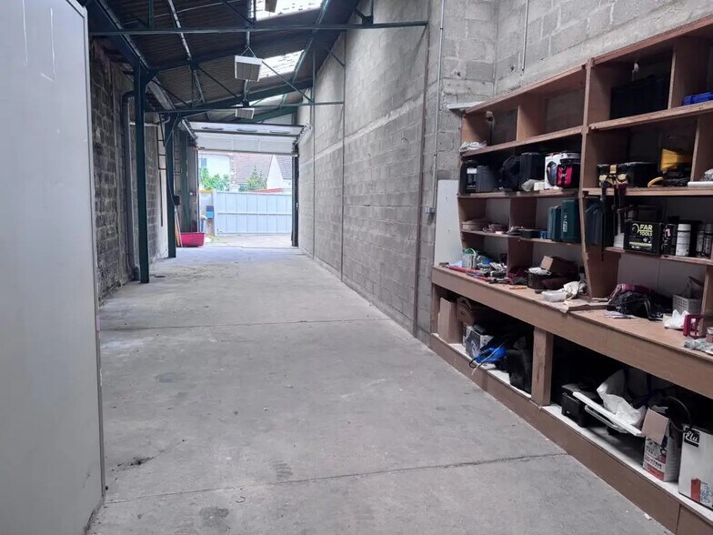Industrial in Colombes for sale - Interior Photo - Image 2 of 17