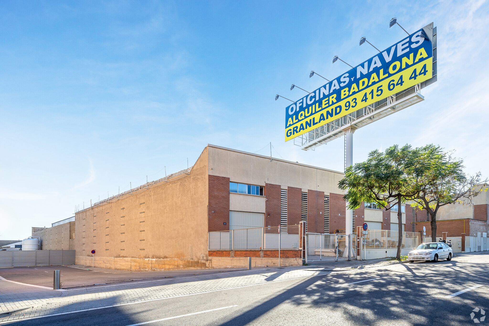 Industrial in Badalona, Barcelona for lease Building Photo- Image 1 of 9