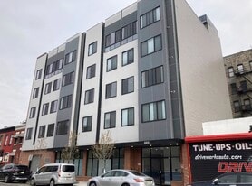 668 Communipaw Ave, Jersey City NJ - Convenience Store