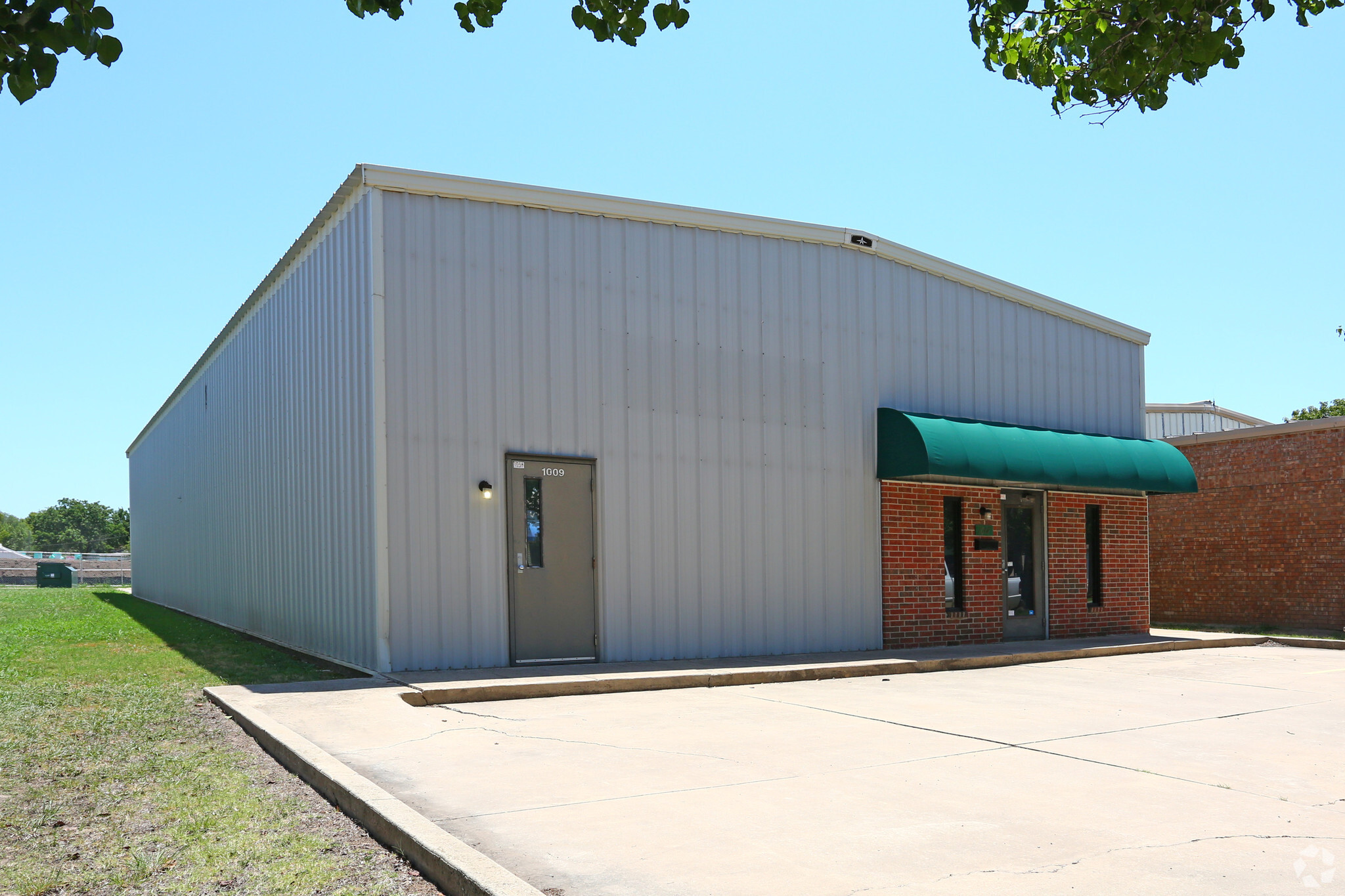 1007 N University Blvd, Norman, OK for lease Primary Photo- Image 1 of 16