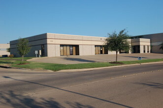 1935 State St, Garland, TX for lease Building Photo- Image 1 of 2