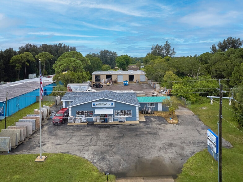 Palm Bay Retail, Office & Warehouse portfolio of 2 properties for sale on LoopNet.com - Building Photo - Image 1 of 15