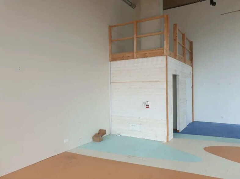 2 Rue Georges Charpak, Rennes for lease - Interior Photo - Image 2 of 7