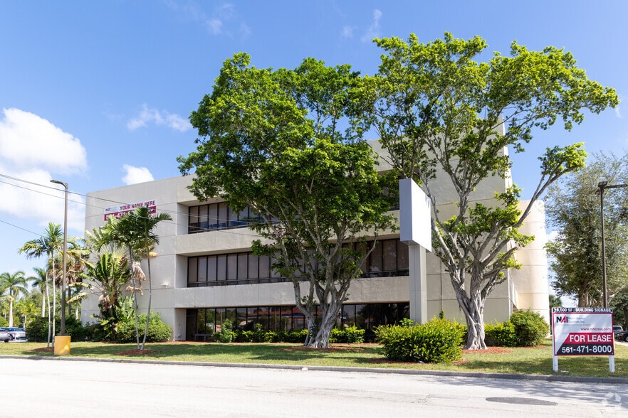5849 Okeechobee Blvd, West Palm Beach, FL for lease - Building Photo - Image 3 of 5