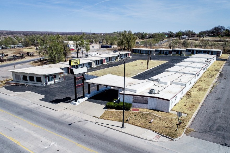 502 N 2nd St, Canadian, TX for sale - Building Photo - Image 1 of 1