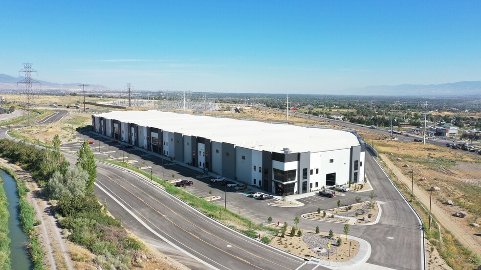 15897 South Axia Drive, Herriman, UT for sale - Building Photo - Image 3 of 6